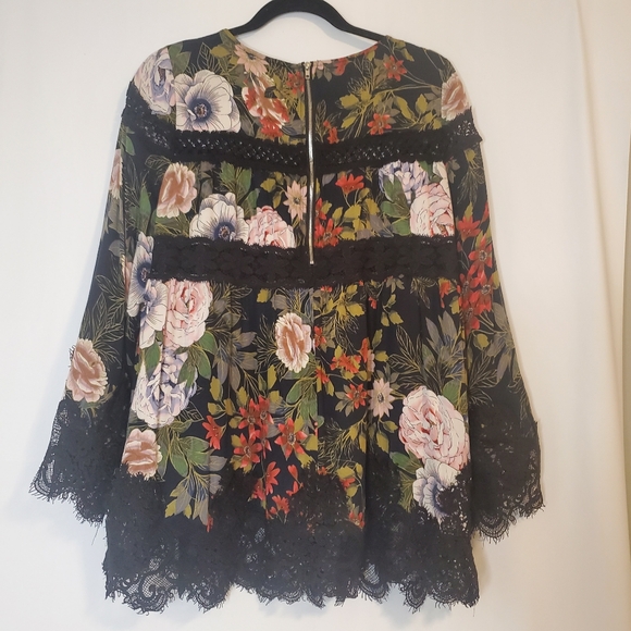 MISS ME Size M 100% Viscose tiered floral bohemian black lace peasant top - Picture 8 of 11